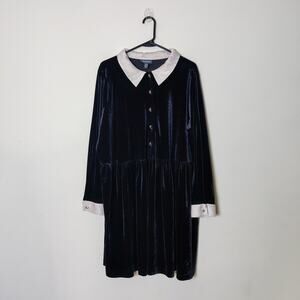 Modcloth Is it Wednesday Yet? Black Velvet Gothic Skull Button Dress 2X Twee